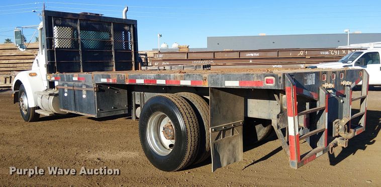 image for item EC1291 2001 Kenworth T300 flatbed truck