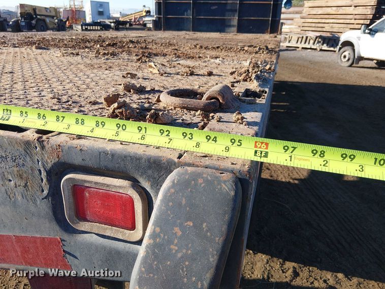 image for item EC1291 2001 Kenworth T300 flatbed truck