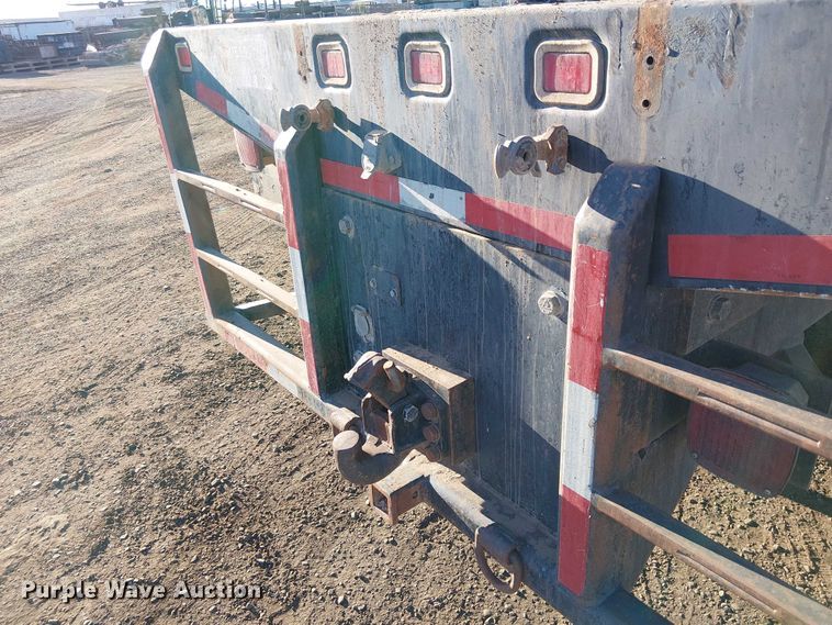 image for item EC1291 2001 Kenworth T300 flatbed truck