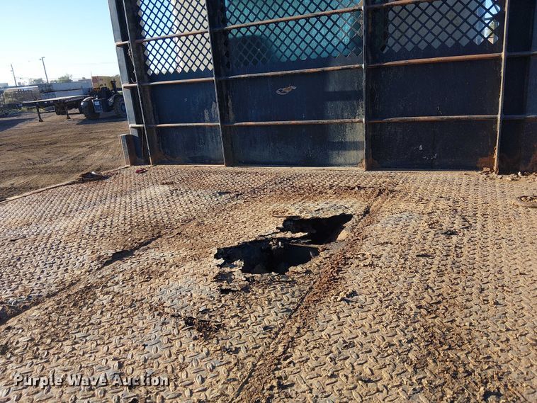 image for item EC1291 2001 Kenworth T300 flatbed truck