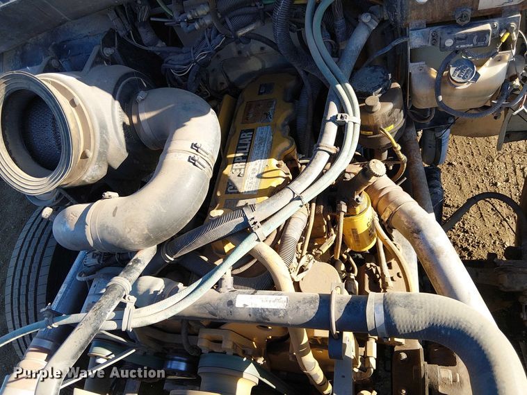 image for item EC1291 2001 Kenworth T300 flatbed truck