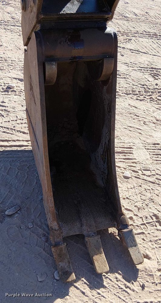 image for item EC1321 2005 Caterpillar 420D backhoe