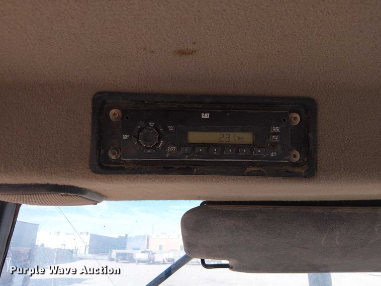 image for item EC1321 2005 Caterpillar 420D backhoe