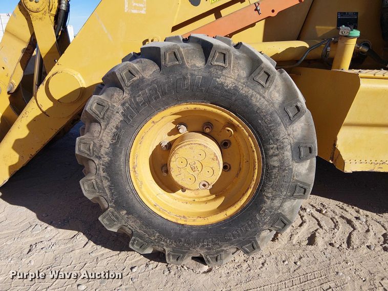 image for item EC1321 2005 Caterpillar 420D backhoe