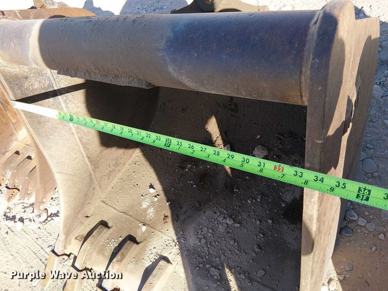 image for item EC1321 2005 Caterpillar 420D backhoe