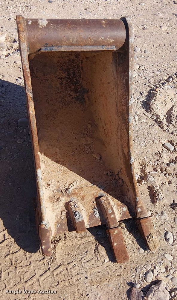 image for item EC1321 2005 Caterpillar 420D backhoe