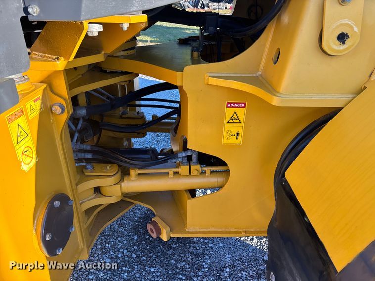 image for item EC3874 2015 Kawasaki 62Z7 wheel loader