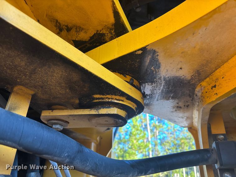 image for item EC3874 2015 Kawasaki 62Z7 wheel loader