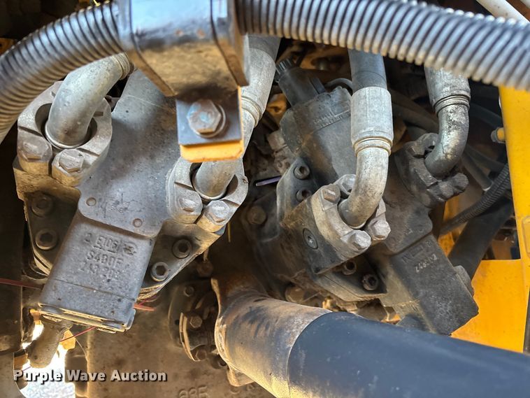 image for item EC3874 2015 Kawasaki 62Z7 wheel loader