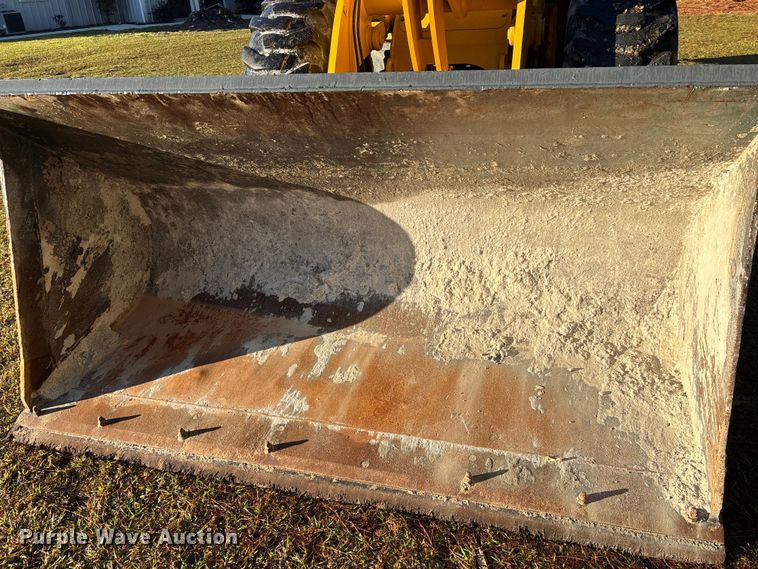 image for item EC3874 2015 Kawasaki 62Z7 wheel loader