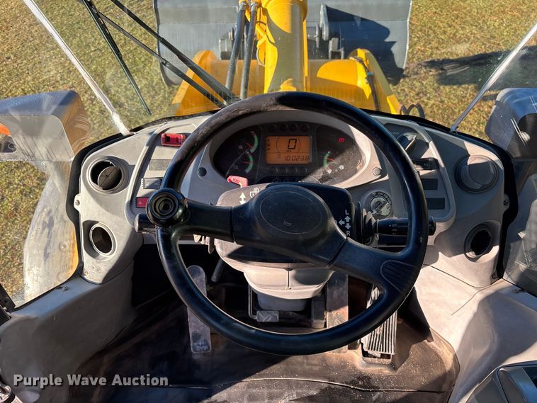 image for item EC3874 2015 Kawasaki 62Z7 wheel loader