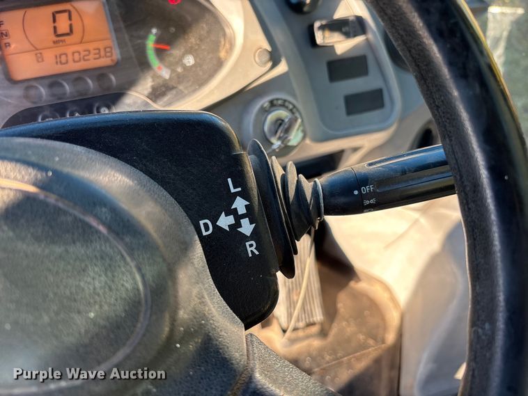 image for item EC3874 2015 Kawasaki 62Z7 wheel loader