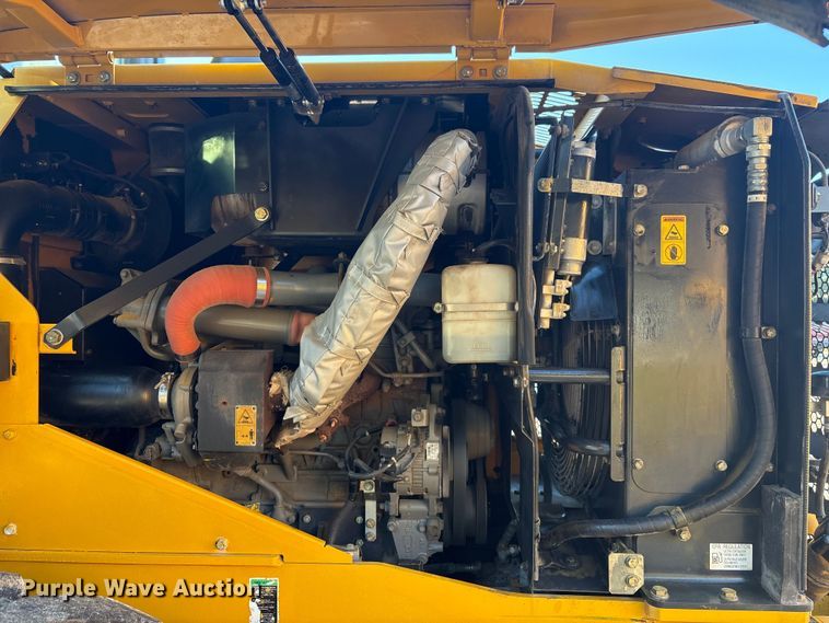 image for item EC3874 2015 Kawasaki 62Z7 wheel loader