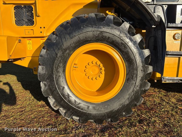 image for item EC3874 2015 Kawasaki 62Z7 wheel loader