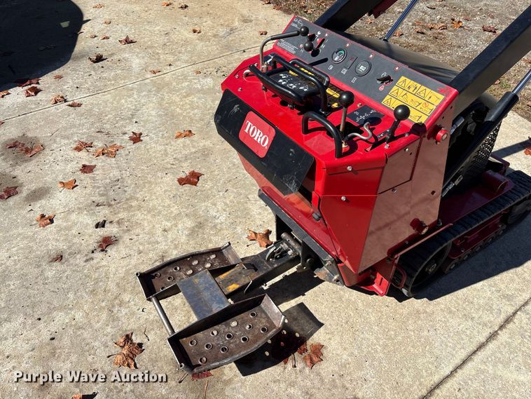 image for item EC3894 2023 Toro 22321 compact utility loader