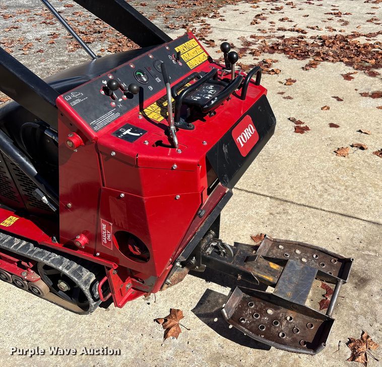 image for item EC3894 2023 Toro 22321 compact utility loader