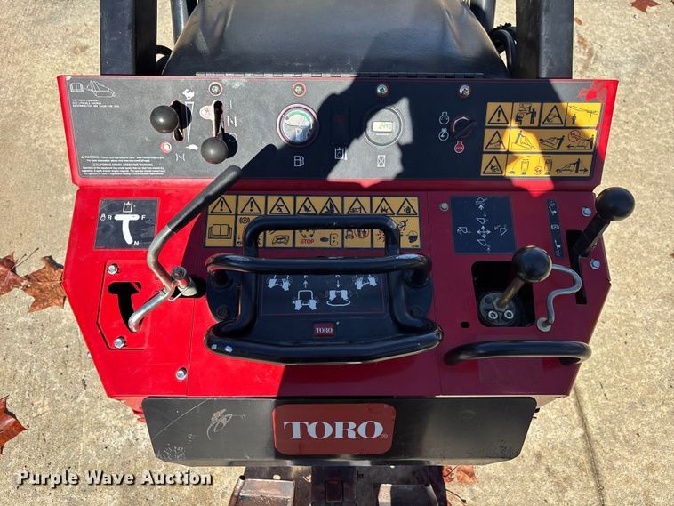 image for item EC3894 2023 Toro 22321 compact utility loader