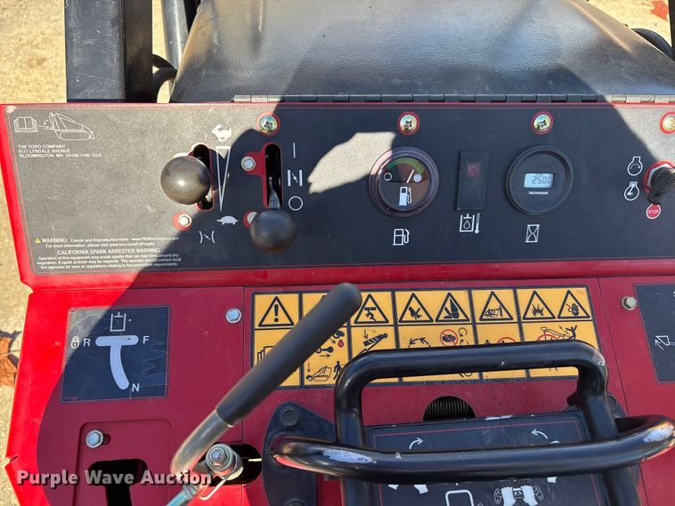 image for item EC3894 2023 Toro 22321 compact utility loader