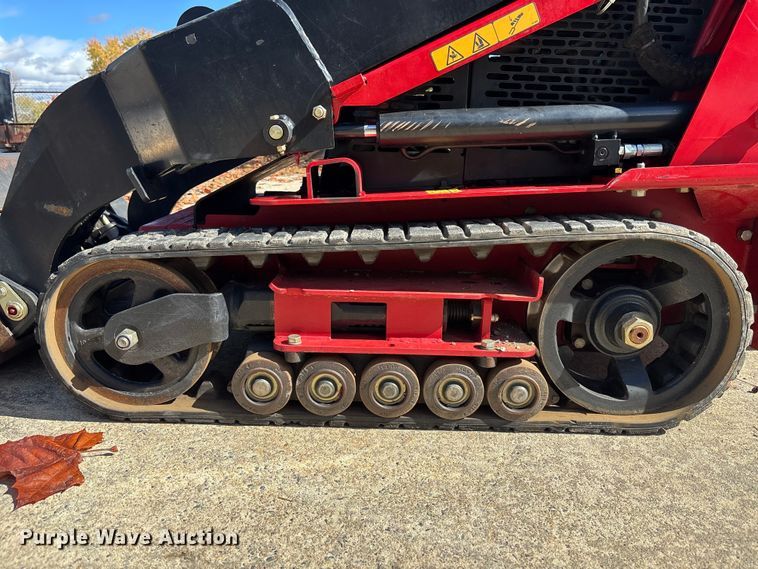 image for item EC3894 2023 Toro 22321 compact utility loader