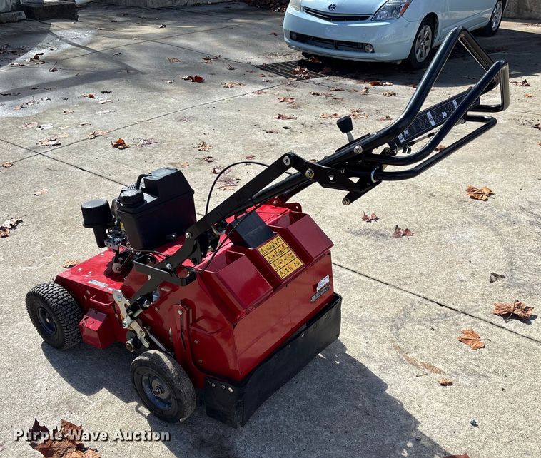 image for item EC3895 2021 Toro 23515 aerator