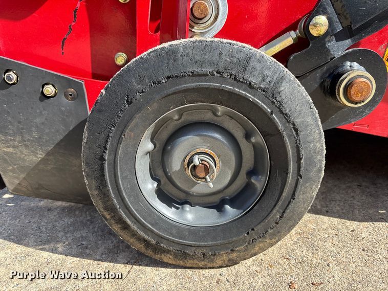 image for item EC3895 2021 Toro 23515 aerator