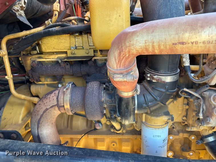 image for item EC3902 1998 Ford crane truck