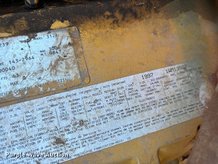 image for item EC3902 1998 Ford crane truck