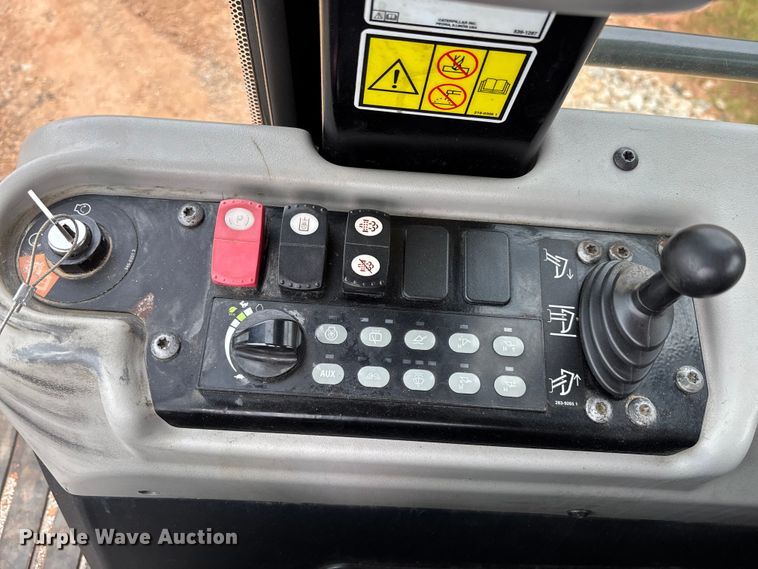 image for item EC3909 2019 Caterpillar 973K track loader