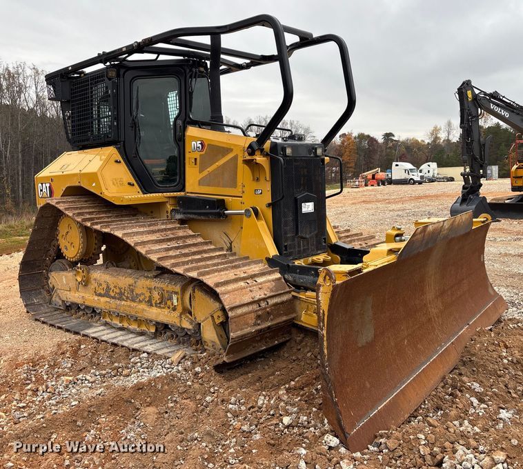 image for item EC3910 2021 Caterpillar D5 LGP dozer