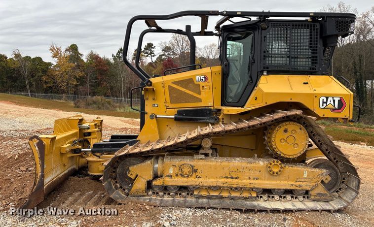 image for item EC3910 2021 Caterpillar D5 LGP dozer