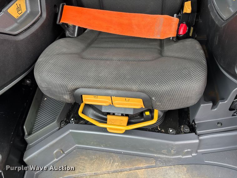 image for item EC3910 2021 Caterpillar D5 LGP dozer