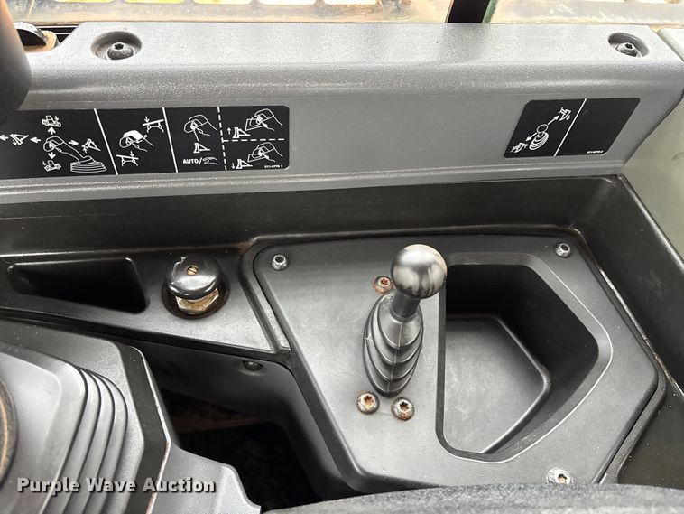 image for item EC3910 2021 Caterpillar D5 LGP dozer