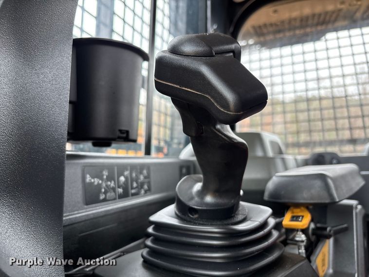 image for item EC3910 2021 Caterpillar D5 LGP dozer