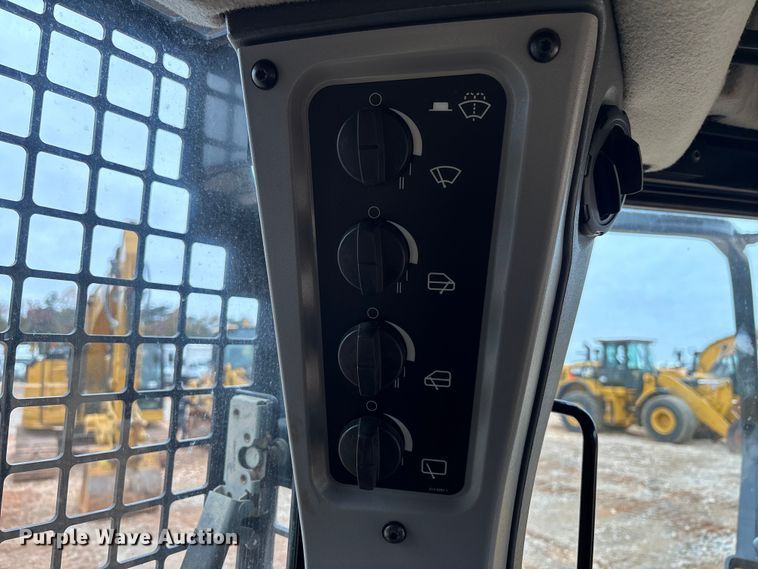 image for item EC3910 2021 Caterpillar D5 LGP dozer