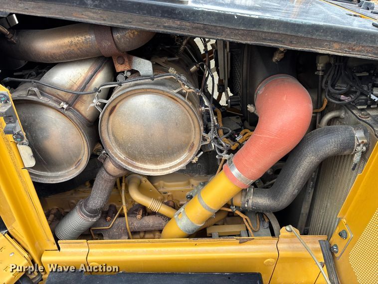 image for item EC3910 2021 Caterpillar D5 LGP dozer