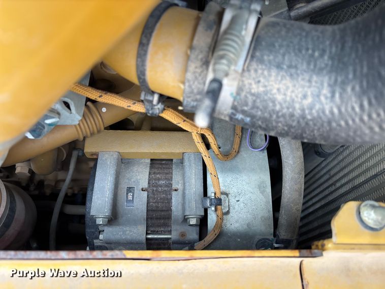 image for item EC3910 2021 Caterpillar D5 LGP dozer