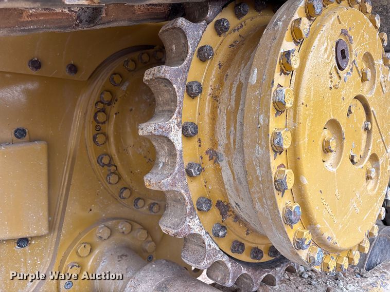 image for item EC3910 2021 Caterpillar D5 LGP dozer