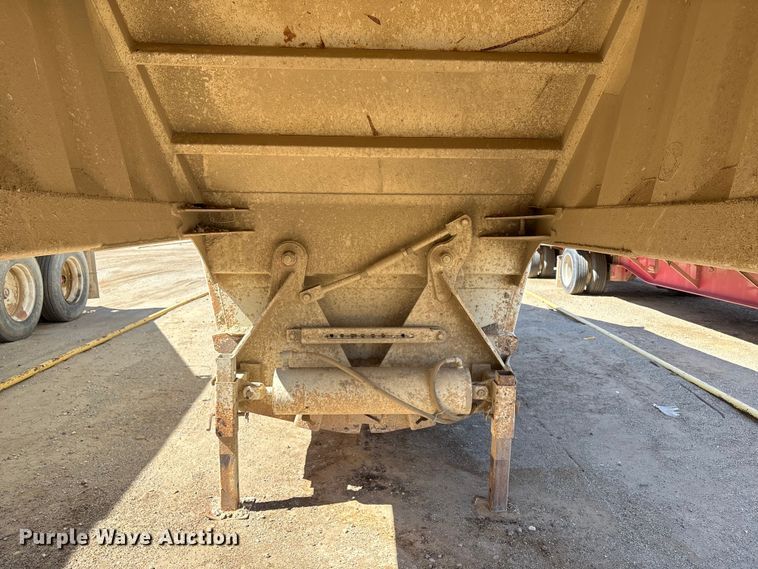 image for item EC8051 2007 CPS SBD-240 bottom dump trailer