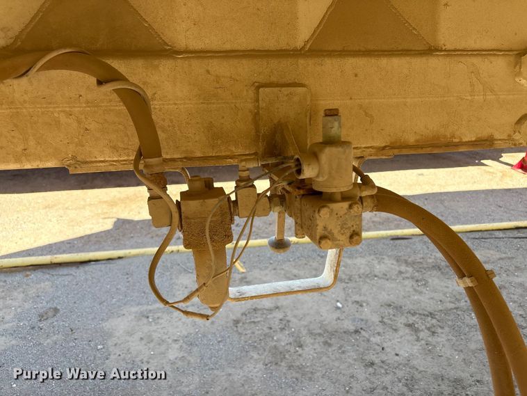 image for item EC8051 2007 CPS SBD-240 bottom dump trailer