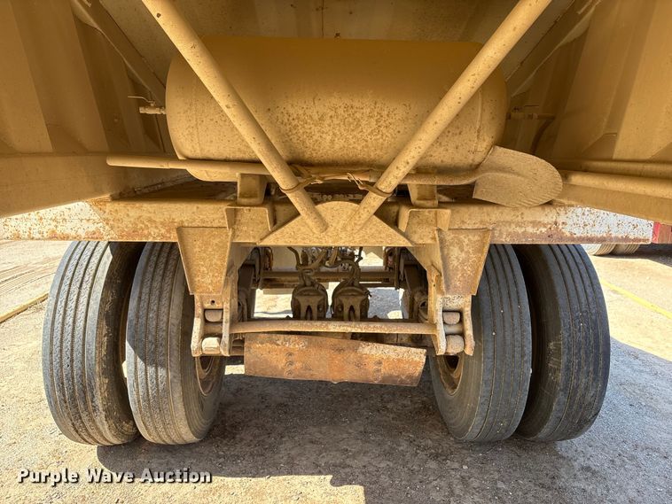 image for item EC8051 2007 CPS SBD-240 bottom dump trailer