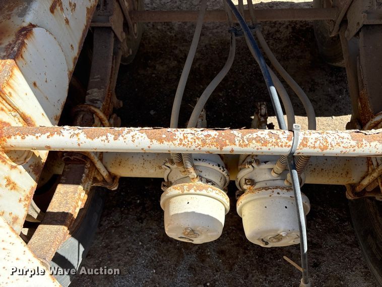 image for item EC8051 2007 CPS SBD-240 bottom dump trailer