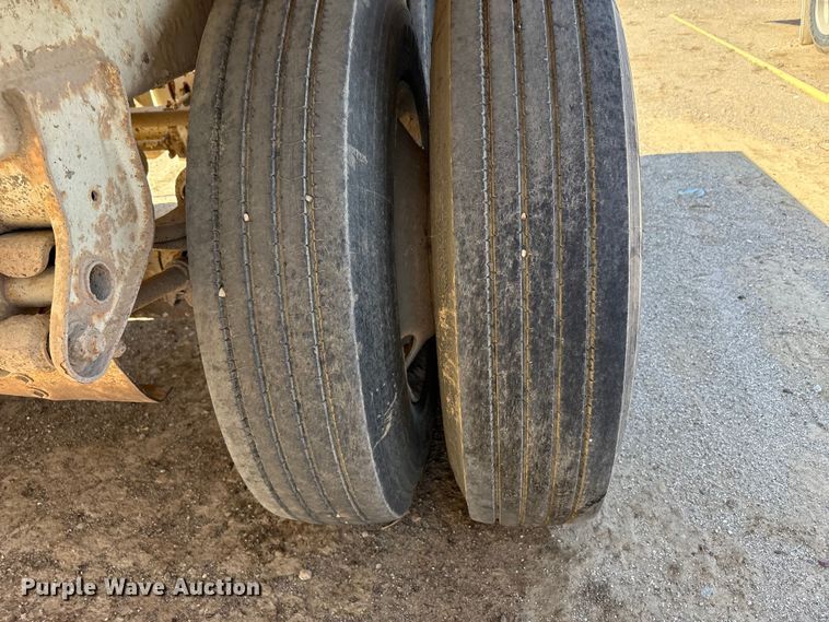 image for item EC8051 2007 CPS SBD-240 bottom dump trailer