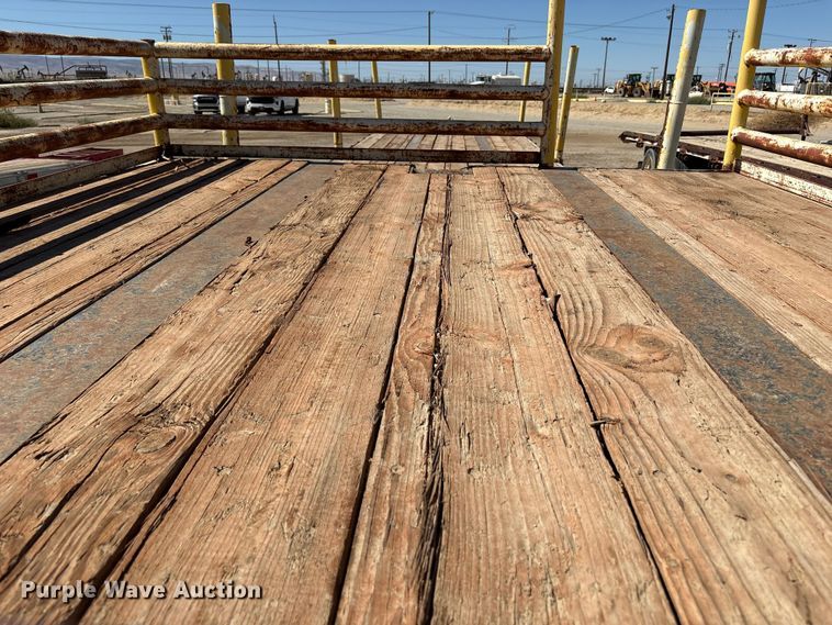 image for item EC8053 1999 Fontaine Trailer Co. drop deck trailer