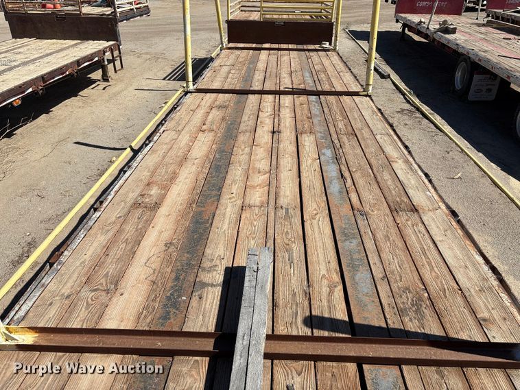 image for item EC8053 1999 Fontaine Trailer Co. drop deck trailer