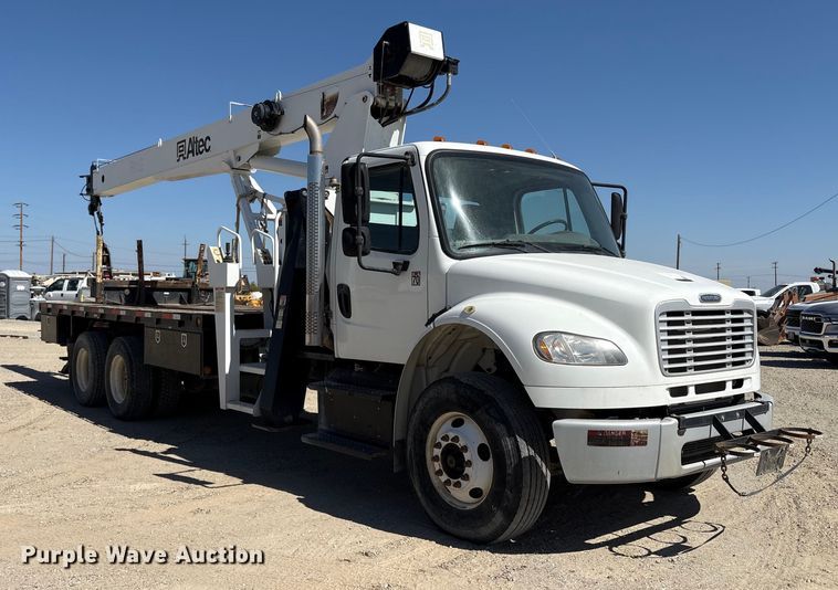image for item EC8054 2014 Freightliner M2106 crane truck
