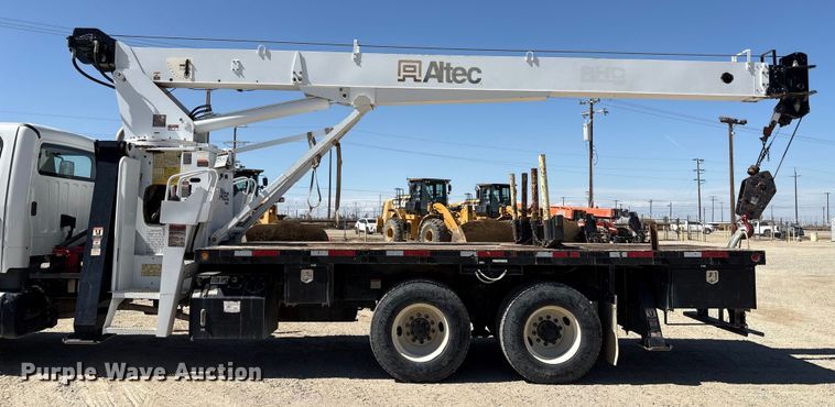 image for item EC8054 2014 Freightliner M2106 crane truck