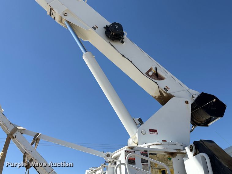 image for item EC8054 2014 Freightliner M2106 crane truck