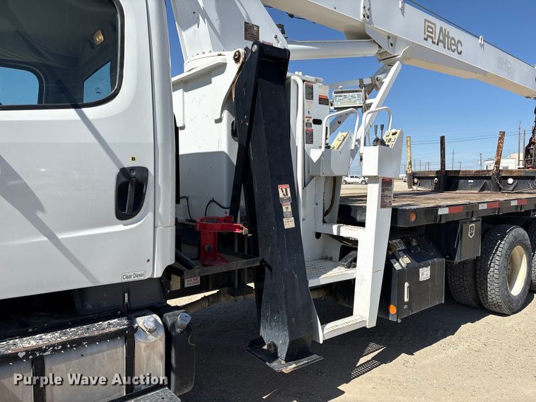 image for item EC8054 2014 Freightliner M2106 crane truck