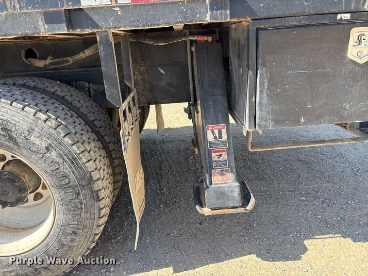 image for item EC8054 2014 Freightliner M2106 crane truck