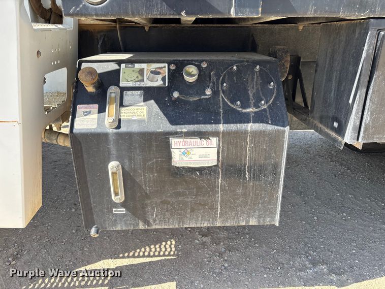 image for item EC8054 2014 Freightliner M2106 crane truck